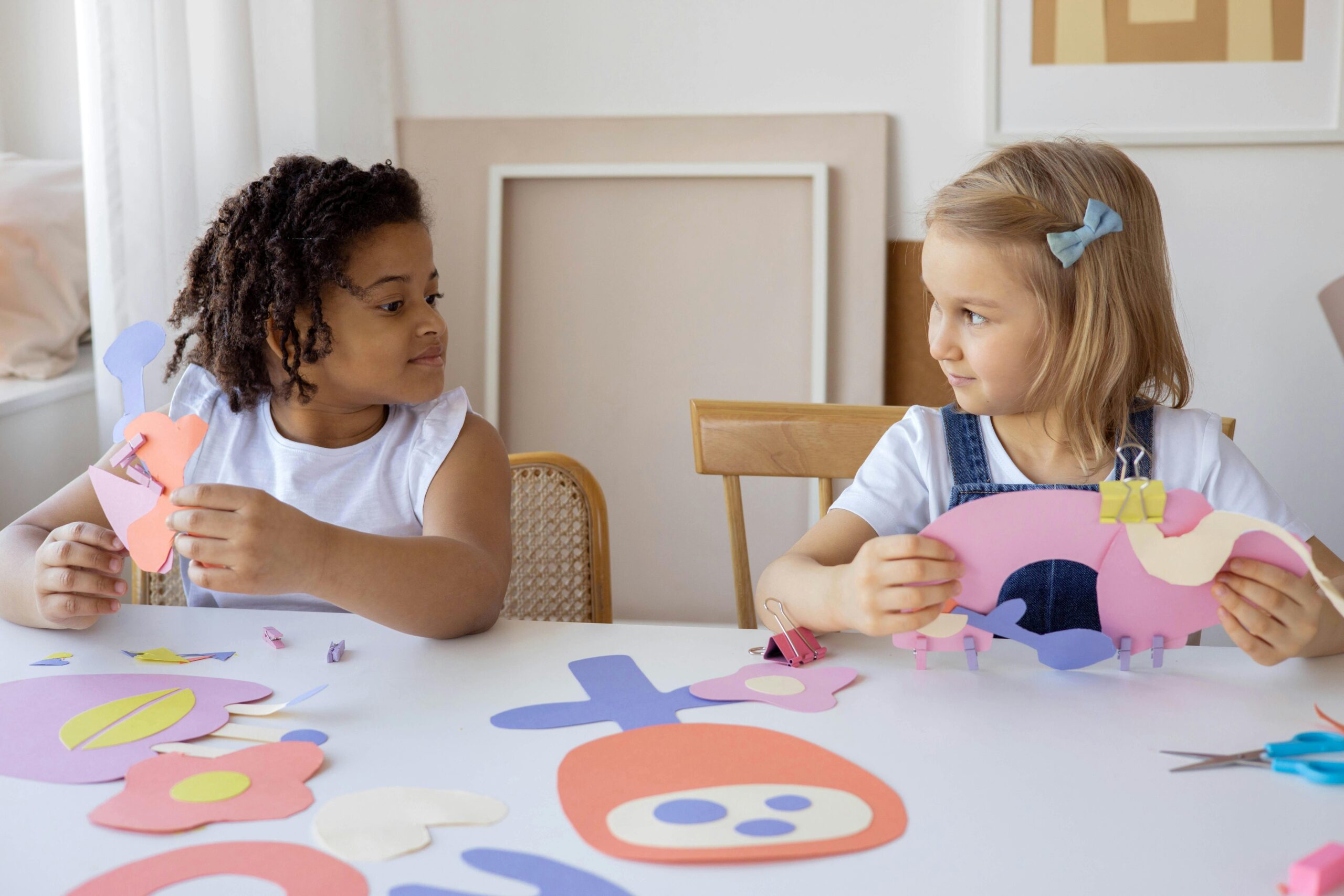 Craft Activities for Preschoolers: Easy Learning Ideas