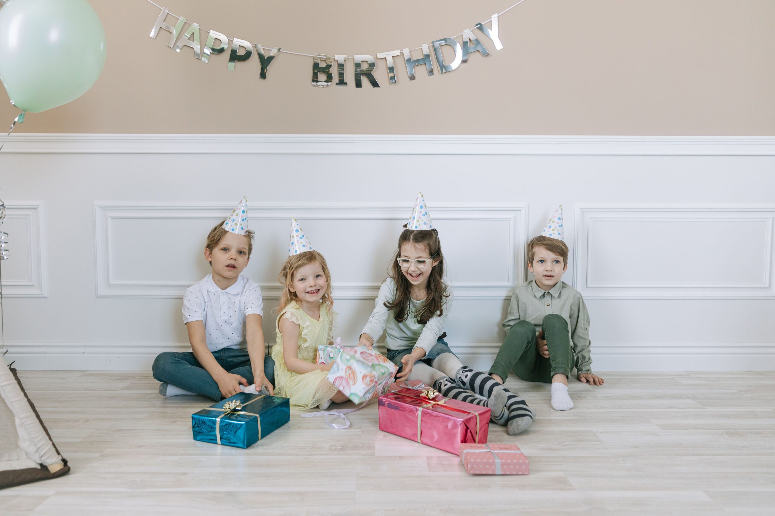 Return Gift Ideas For Kids: Fun & Educational Guide